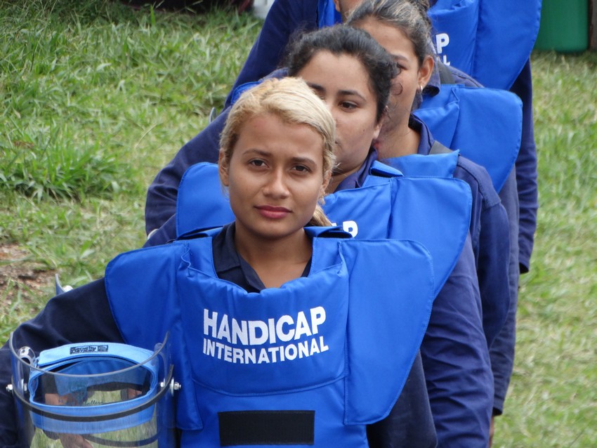 Démineurs de Handicap International en Colombie © HI