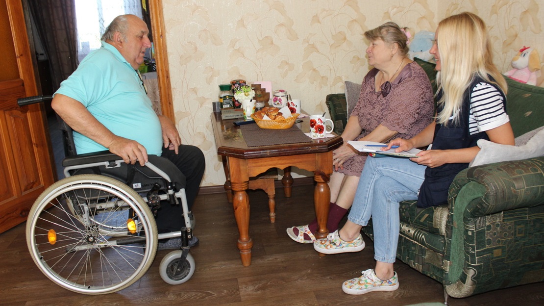 Piégé par la guerre : la vie de Mykhailo après une blessure causée par une mine