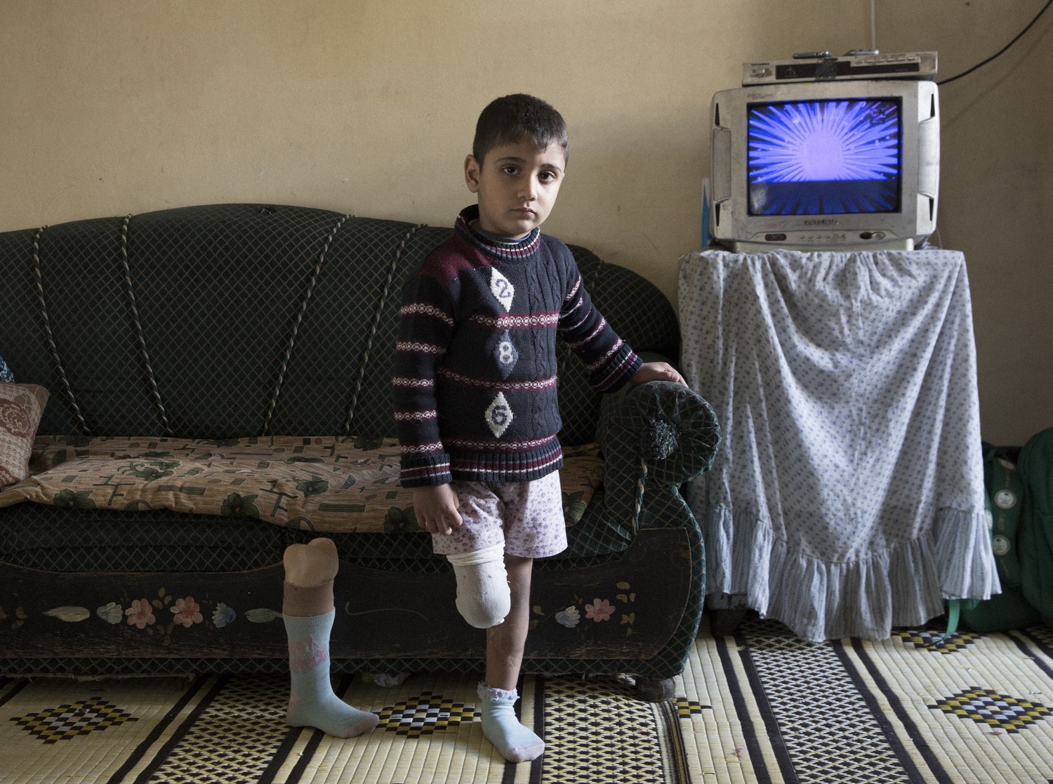 Khaled n’avait qu’un an lorsqu’il a perdu sa jambe dans un bombardement en Syrie.