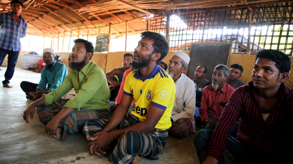 Session de sensibilisation pour informer les hommes au sujet d'une paternité 