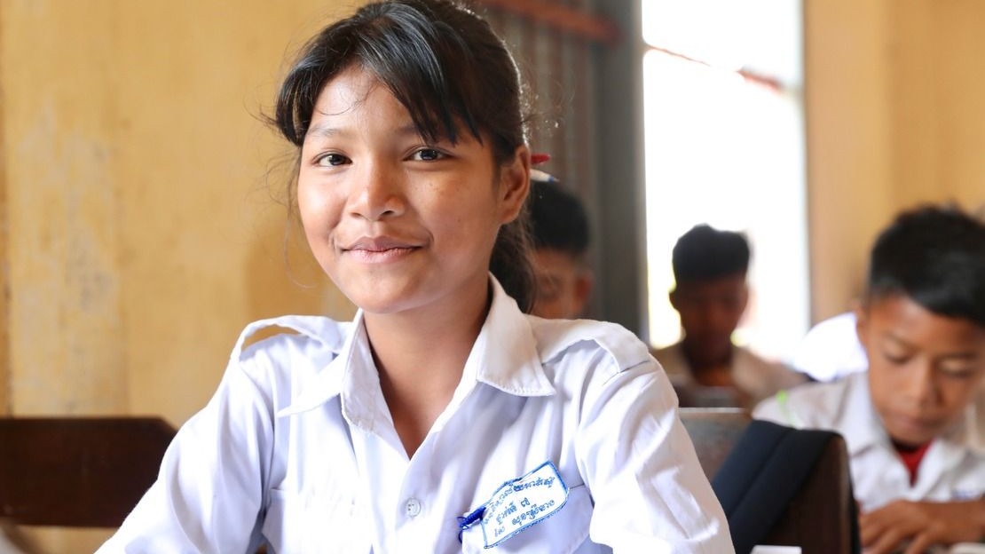 Srey Neang Saisok, 13 ans aujourd'hui, étudie dans l’école de son village de Ta Theav dans la province de Kampong Thom, au centre du Cambodge.