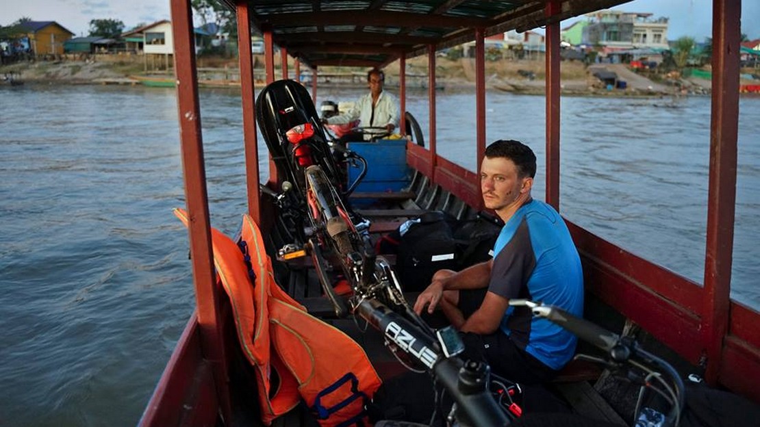 Deux cyclistes se sont lancés en novembre 2018 dans un périple de 16 000 km en 16 mois à vélo couché à travers l’Asie du Sud-Est et l’Amérique du Sud, au profit de Handicap International