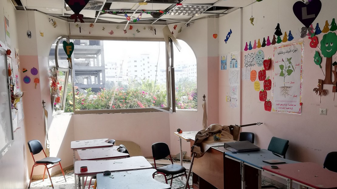 Locaux endommagés d'un partenaire de Handicap International à Gaza, après des frappes aériennes