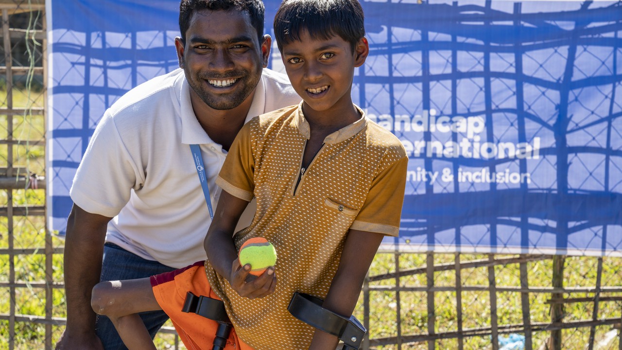 Dans les camps de réfugiés, le jeu est une activité essentielle pour le développement des enfants. Handicap International Bangladesh
