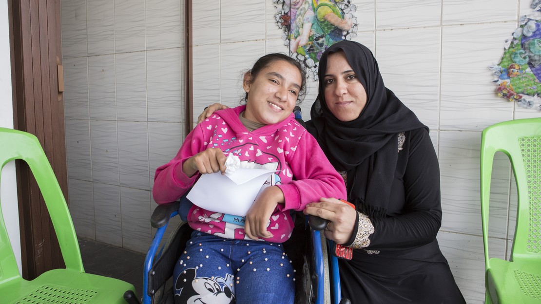 Bayan en séance d’orthophonie au centre de réadaptation Mousawat 