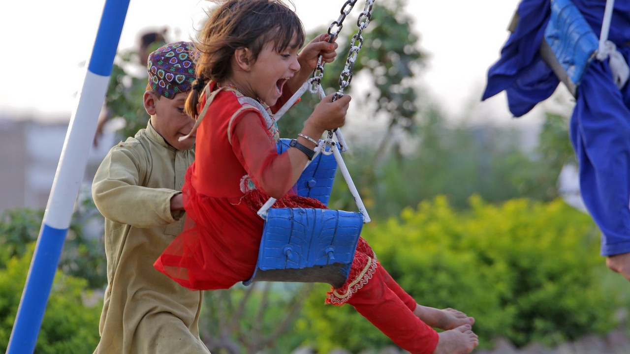 L’inauguration de la première aire de jeu inclusive de Handicap International dans le Nord-ouest du Pakistan a été une réussite. Ce lieu sécurisé pour tous les enfants, handicapés ou non, est un concept unique dans la région.