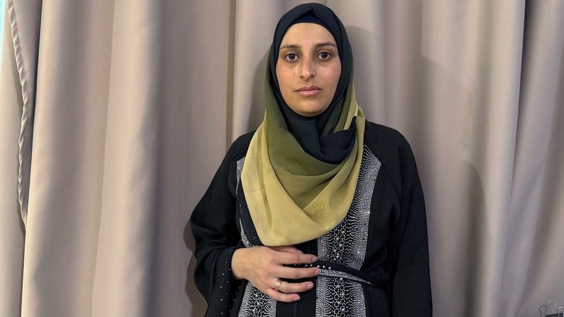 Omaya, enceinte et épuisée par les conflits à répétition