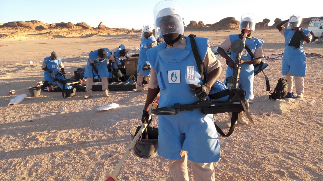 Une équipe de démineurs de Handicap International au Tchad
