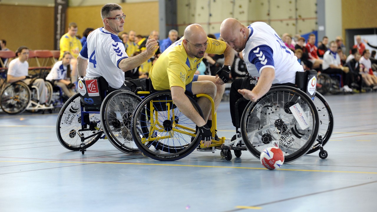 Match de hand fauteuil pendant les Journées nationales Handensemble, en amont du Mondial 2017 de handball masculin qui se déroulera en France en janvier 2017, et auquel Handicap International est associée.