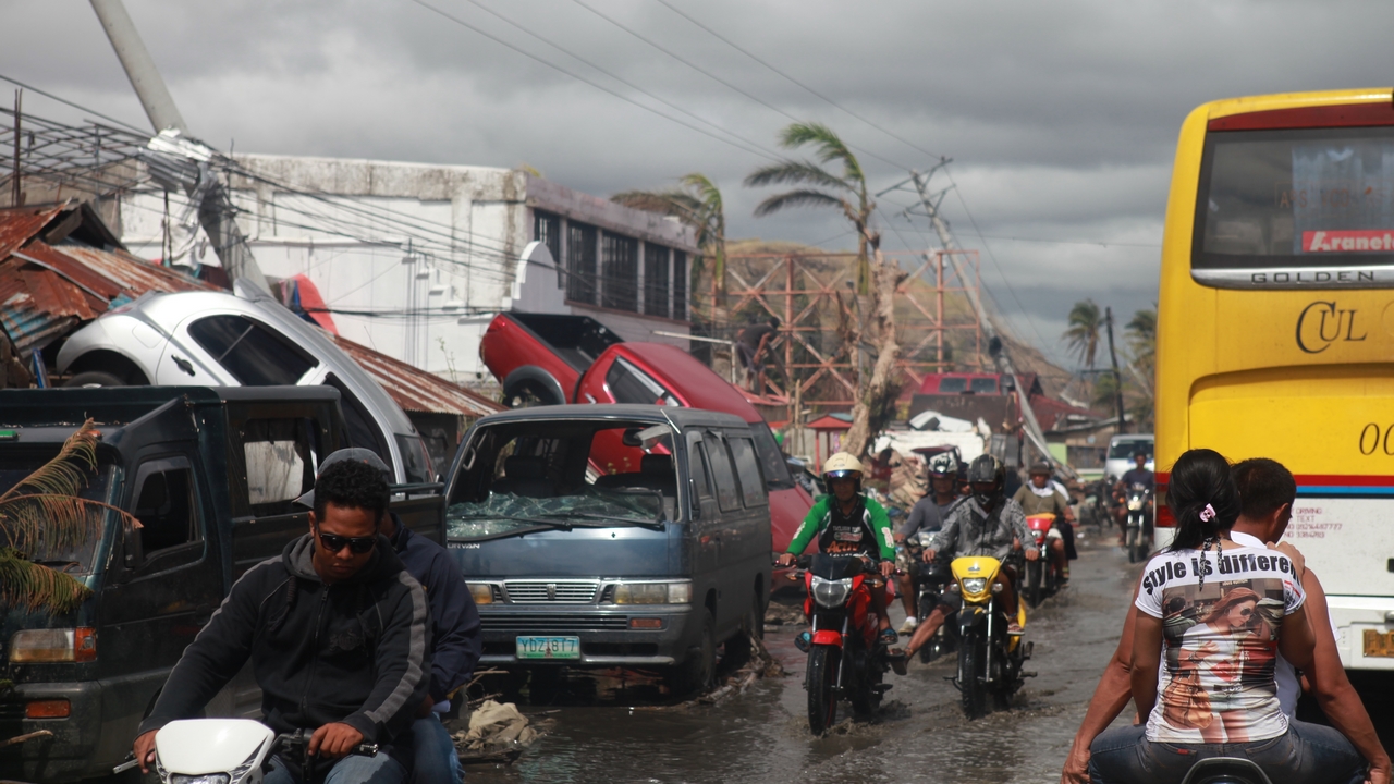 Aux Philippines, Handicap International agit aujourd'hui face à la menace du typhon Hagupit (photo d’archives Typhon Haiyan)