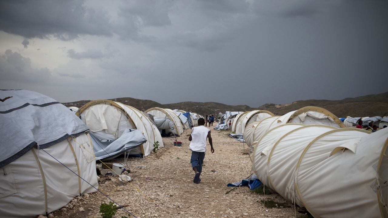 les équipes de Handicap International se préparent à venir en aide aux victimes d’une éventuelle catastrophe
