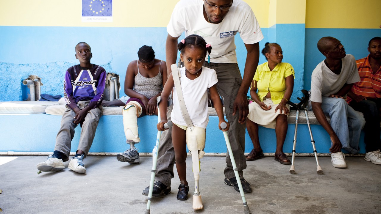 Grâce au soutien régulier, Handicap International peut accompagner ses bénéficiaires sur le long terme