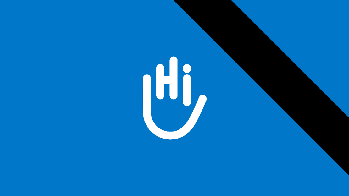 Logo de HI blanc sur fond bleu, avec un bandeau noir de deuil dans le coin supérieur droit