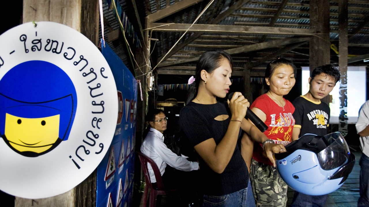 Handicap International plaide pour une meilleure prise en compte des personnes vulnérables  dans les politiques de sécurité routière. 