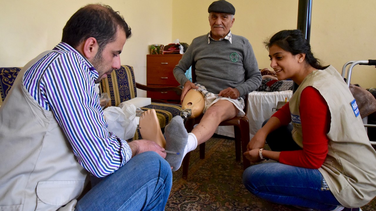 Au Liban, Handicap International a pris en charge Mamdouh, réfugié syrien amputé à cause du diabète.