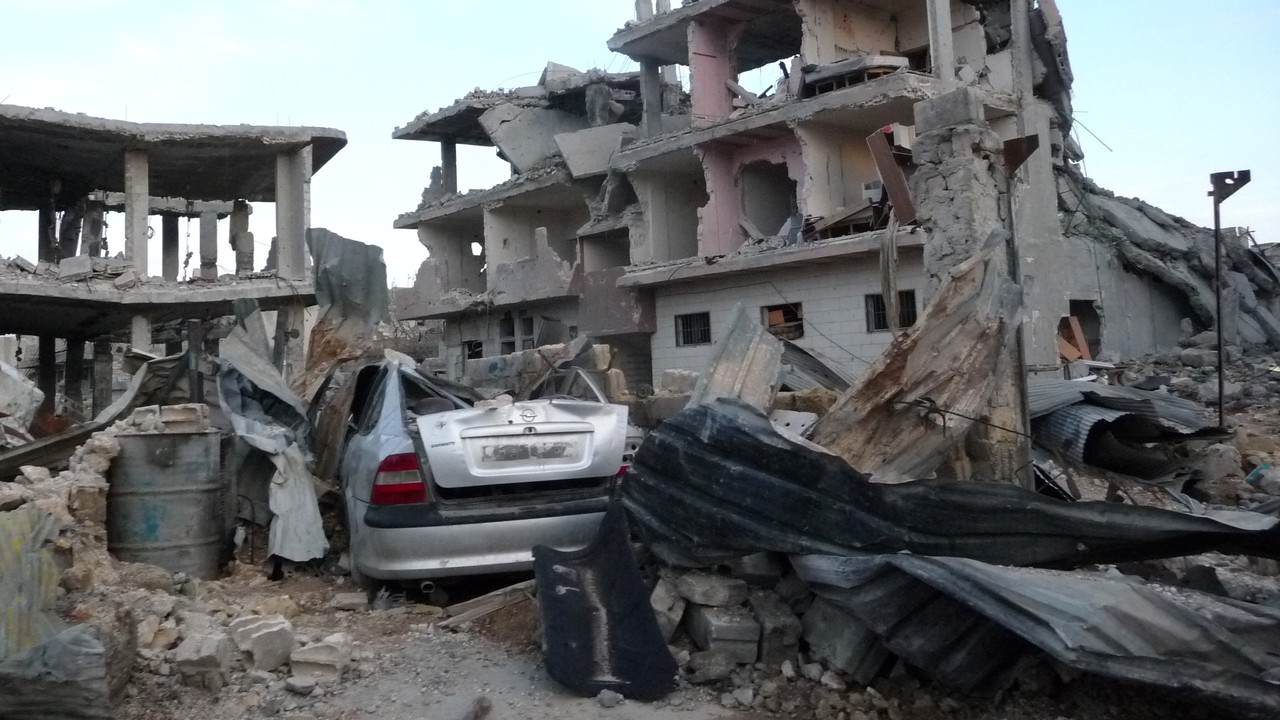 La ville de Kobané en Syrie, presque entièrement détruite par l'utilisation d'armes explosives en zones peuplées. Photo d'archive Handicap International